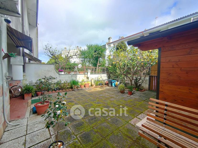 Trilocale in Via Gabriele Marini — foto 25 di 33