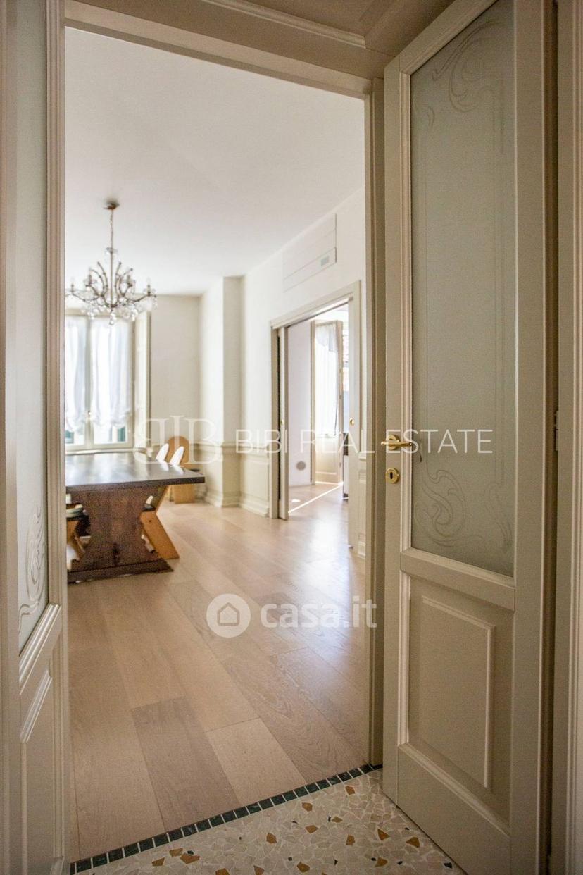 Trilocale in Via Massimo d'Azeglio 11 — foto 11 di 49