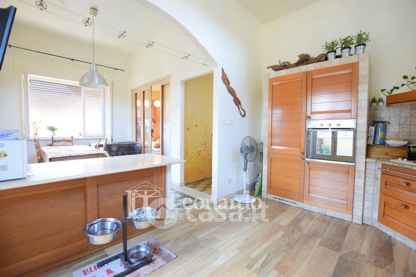 Appartamento in Via Aurelia Sud — foto 25 di 40