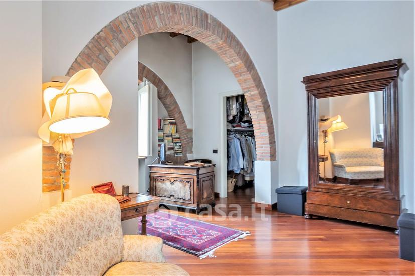 Villa in Viale Kennedy — foto 24 di 30