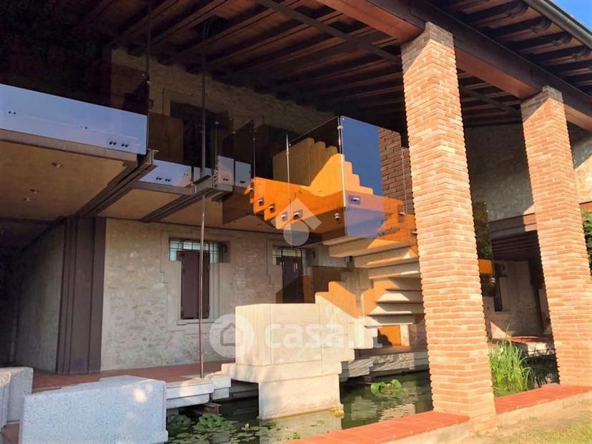 Trilocale in Via Mincio 1 — foto 2 di 46