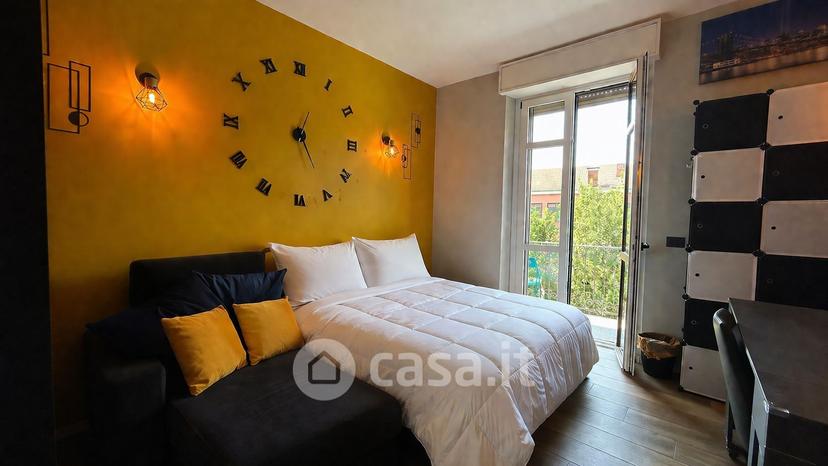 Stanza in Corso Verona 47 — foto 4 di 10