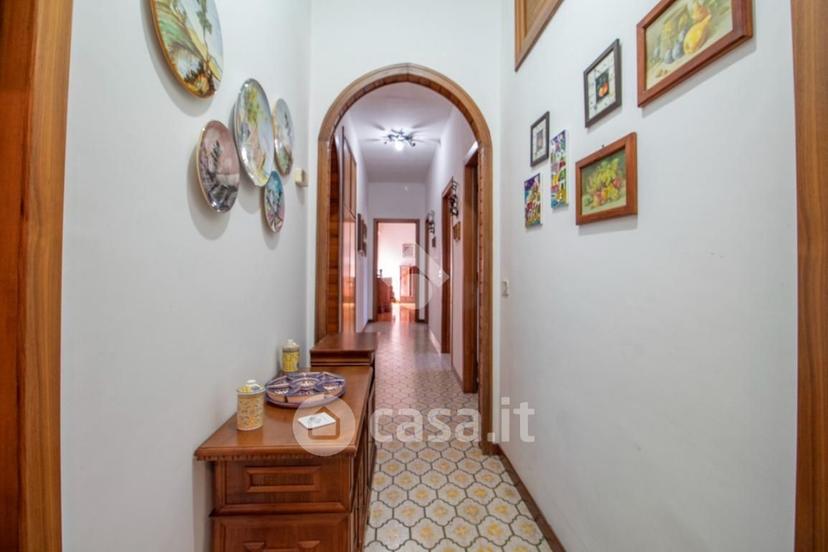 Quadrilocale in Via Liberato di Benedetto 72 — foto 5 di 31