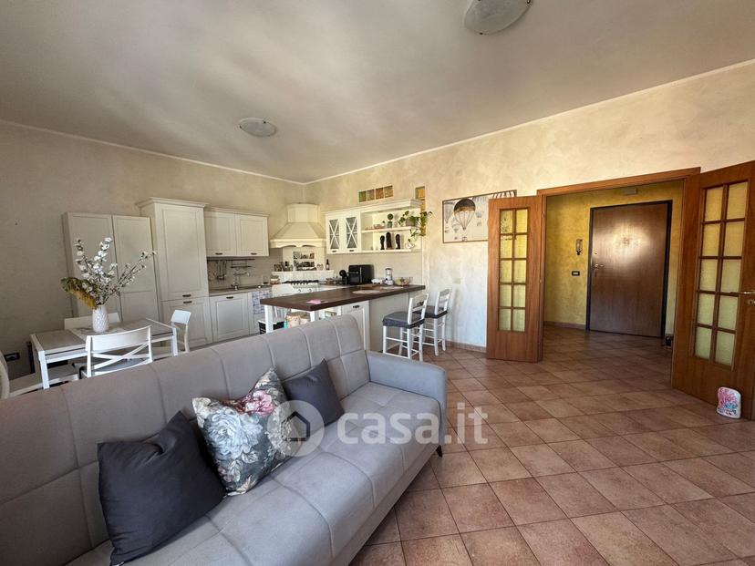 Appartamento in Via Fosse Ardeatine 11 — foto 8 di 60
