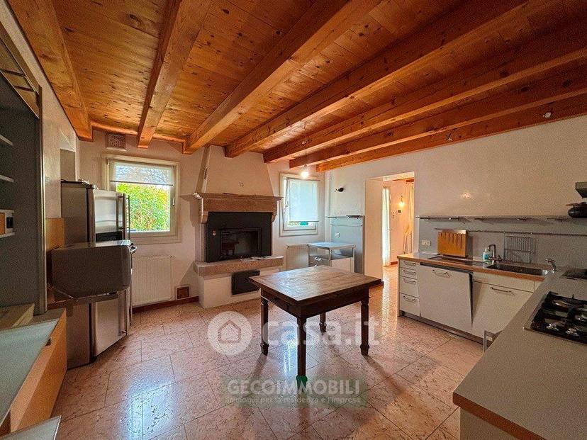Villa in Via Caldoie — foto 17 di 30