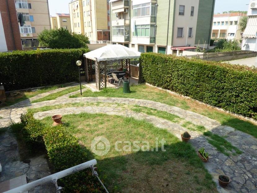 Quadrilocale in Via Fratelli Rosselli — foto 20 di 25