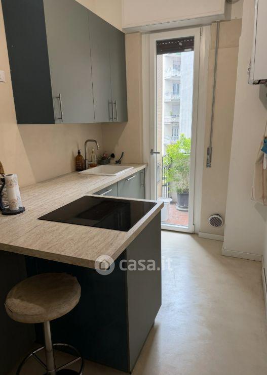 Stanza in Via Leone Leoni — foto 2 di 15
