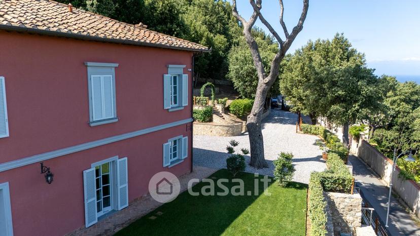 Villa in Via Giorgio Byron 52 — foto 16 di 32