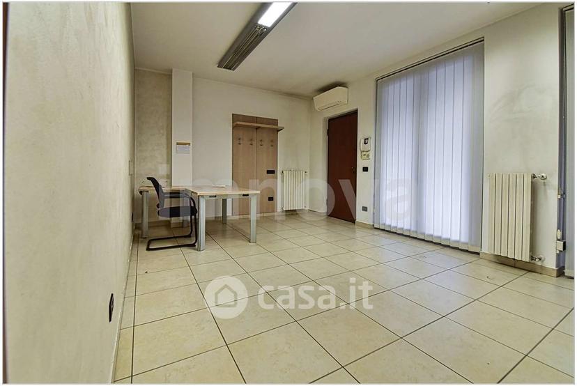 Trilocale in Via Gioacchino Rossini 10 — foto 13 di 18