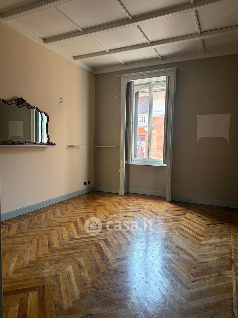 Trilocale in Corso Re Umberto 21 Bis — foto 34 di 34