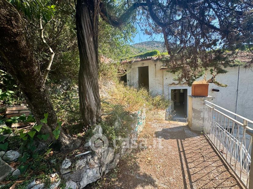 Villa in Via Appia 104 /200 — foto 94 di 136