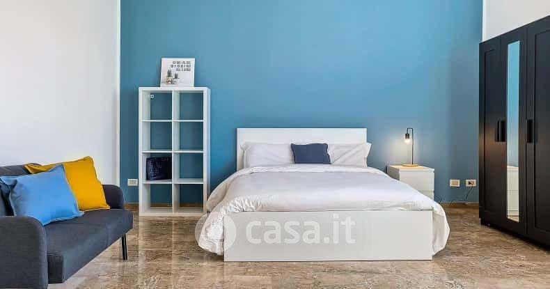 Stanza in Via Arrigo Boito 3 — foto 10 di 18