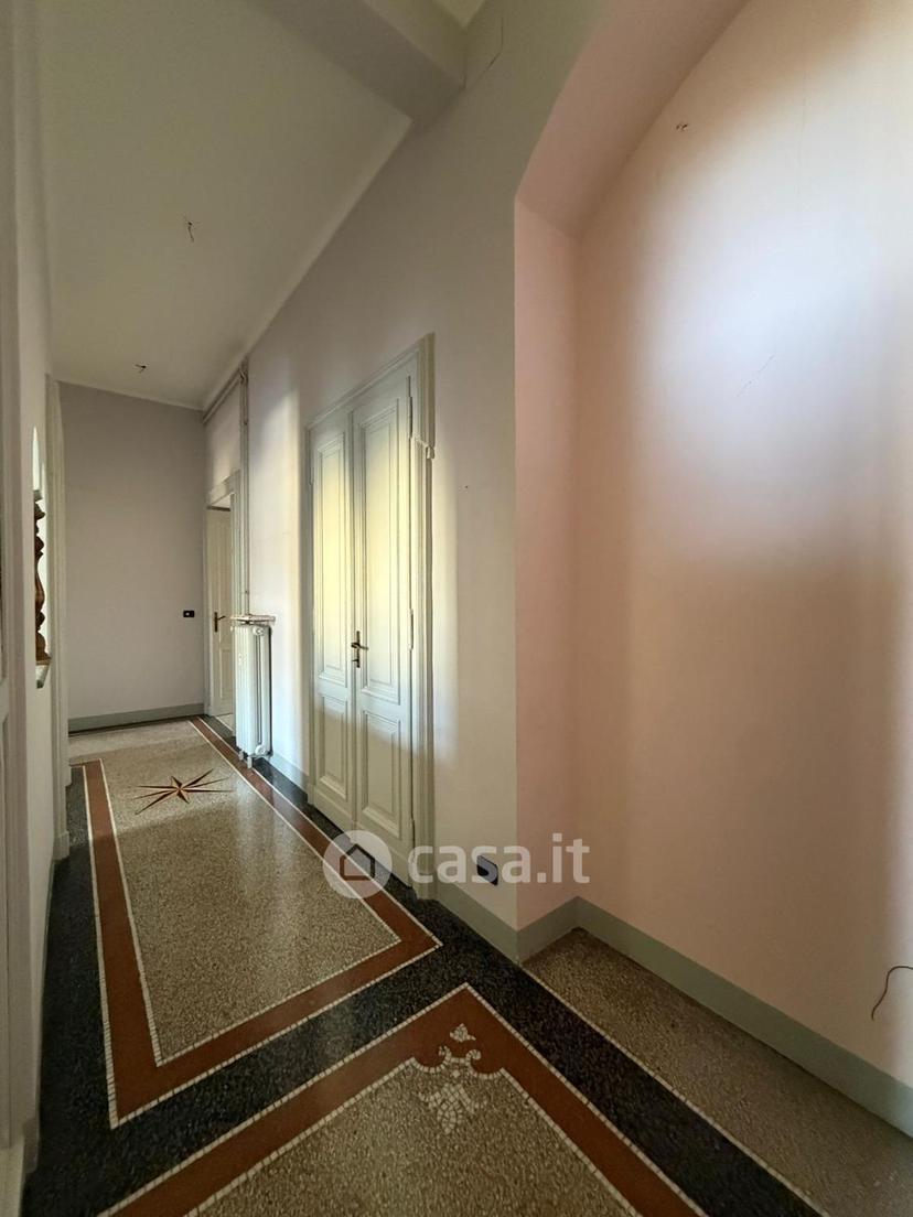 Trilocale in Corso Re Umberto 21 Bis — foto 10 di 34