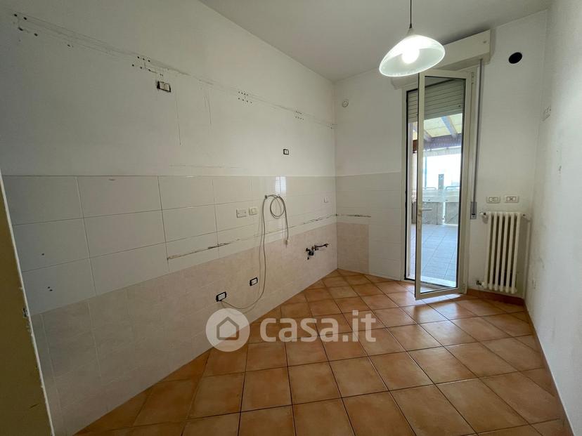 Quadrilocale in Via Raffaello Sanzio 285 B — foto 36 di 39