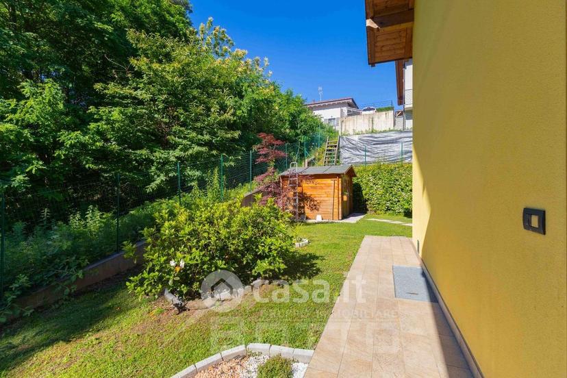 Villa in Via dei Boschi 12 — foto 14 di 37