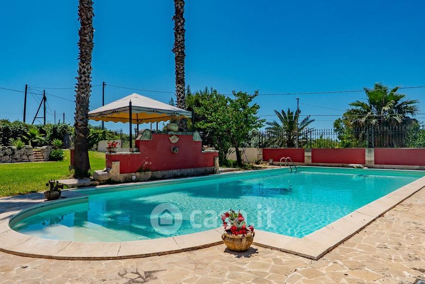 Villa in Via Agamennone 2 — foto 30 di 93