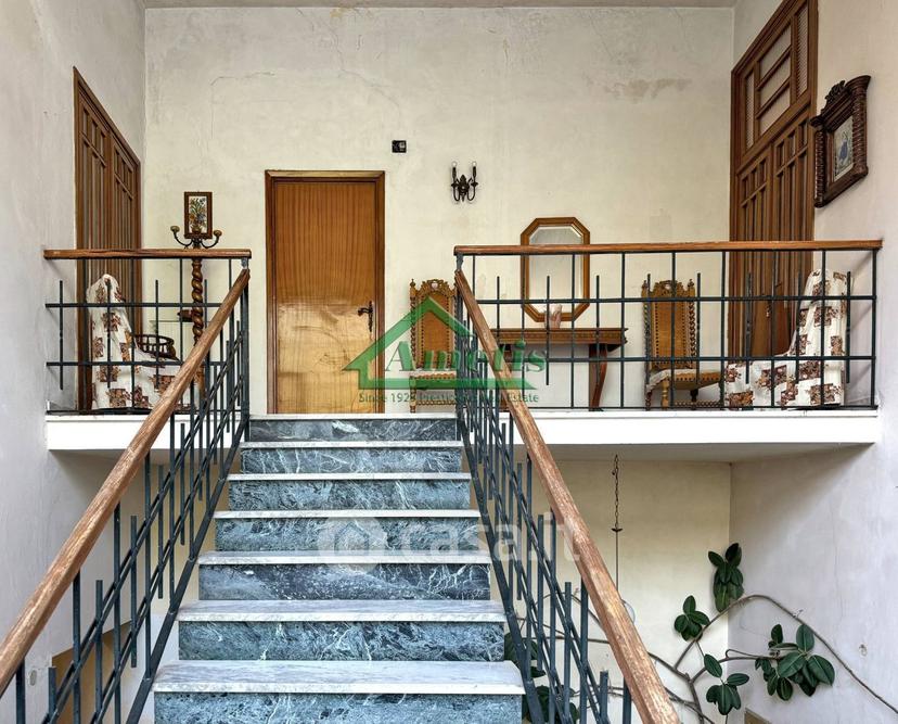 Appartamento in Via Procusi — foto 10 di 58