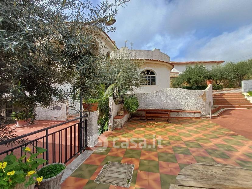 Villa in Via Clio — foto 33 di 39