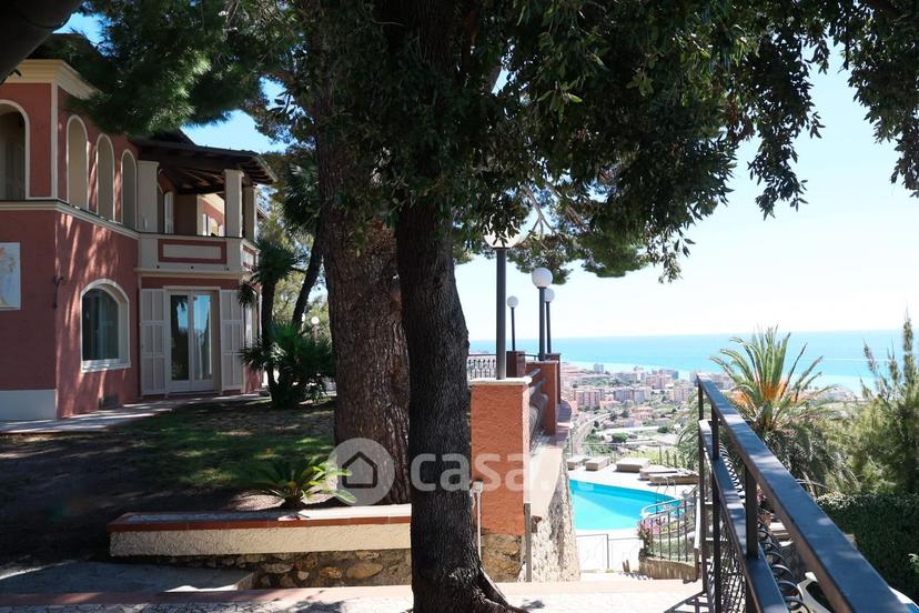 Villa in Roma 10 — foto 13 di 89