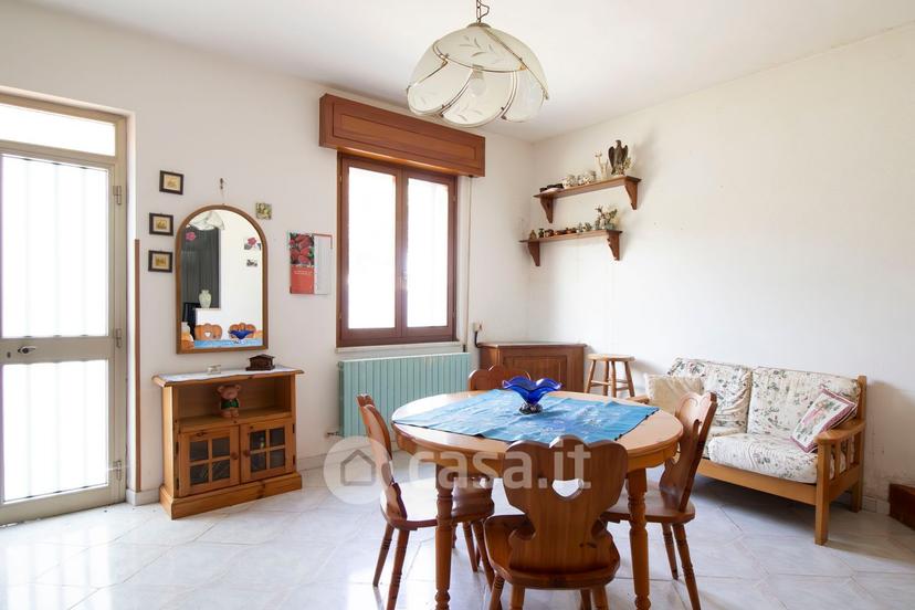 Quadrilocale in Via Badette 49 — foto 11 di 28