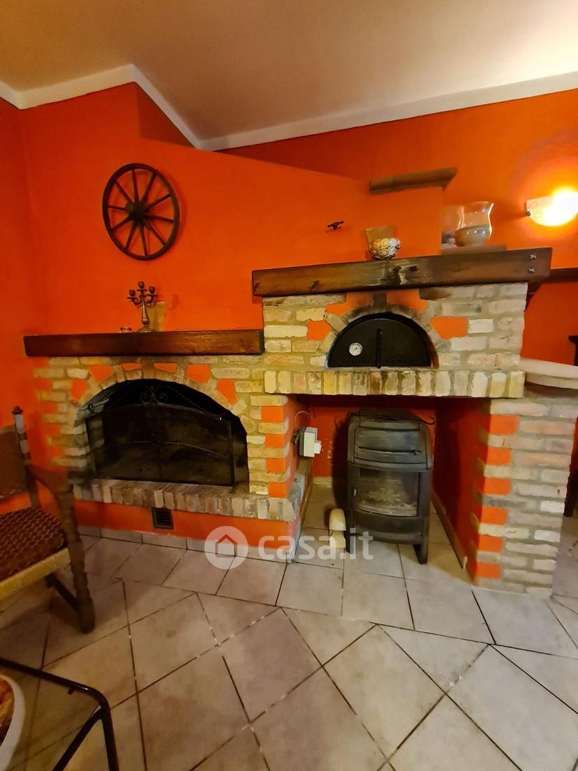 Villa in Via Madonna delle Grazie — foto 16 di 48
