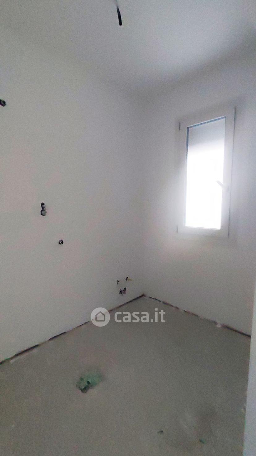 Quadrilocale in Viale Mediterraneo — foto 18 di 25