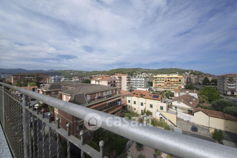 Trilocale in Via A. Carminati 104 — foto 10 di 34