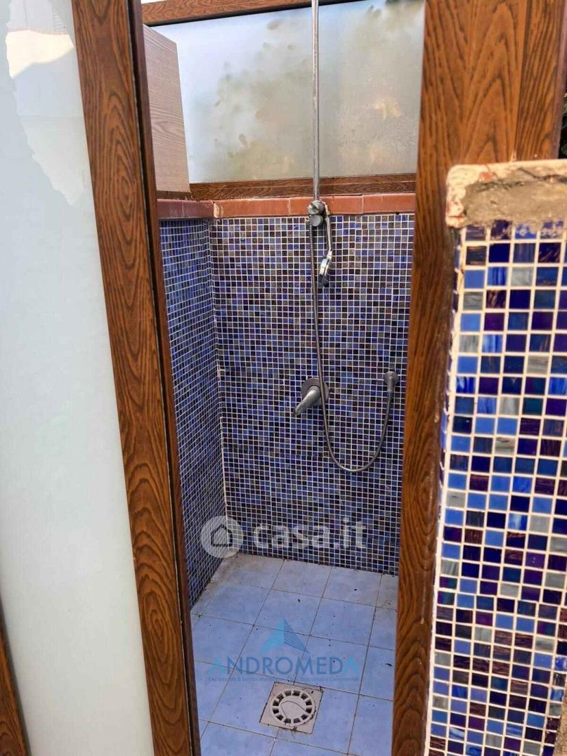 Villa in Via Domiziana — foto 6 di 27