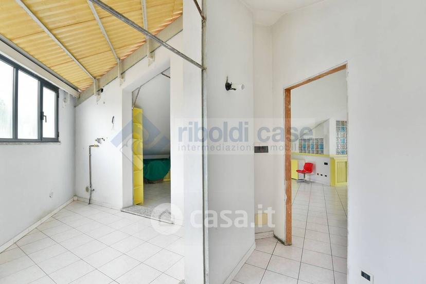 Villa in Via Lombardia — foto 24 di 36