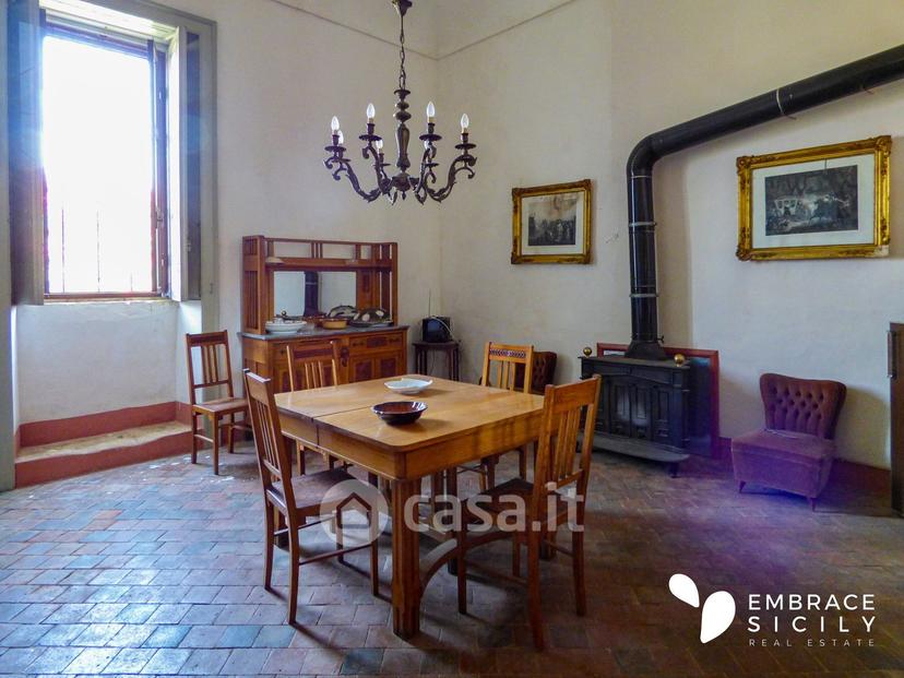 Villa in Villa Bibbia — foto 32 di 39