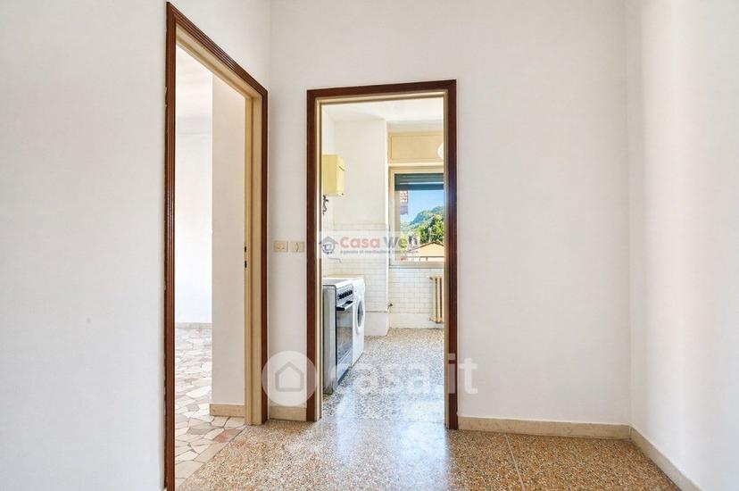 Trilocale in Via Alessandro Manzoni 16 a — foto 3 di 18