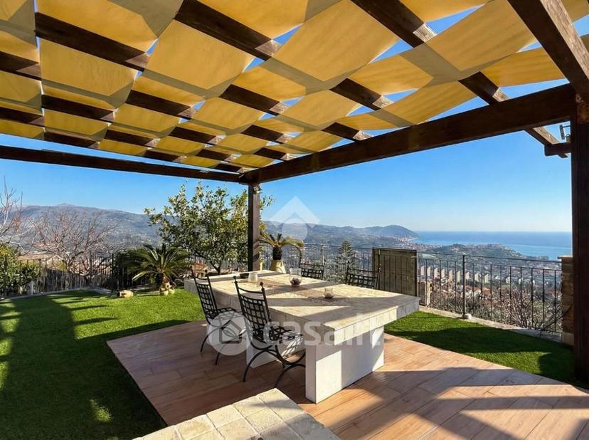 Villa in Strada Civezza 49 — foto 44 di 50