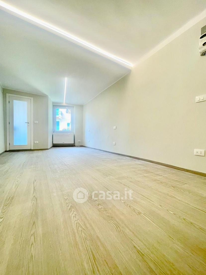 Monolocale in Via Malocello — foto 10 di 19