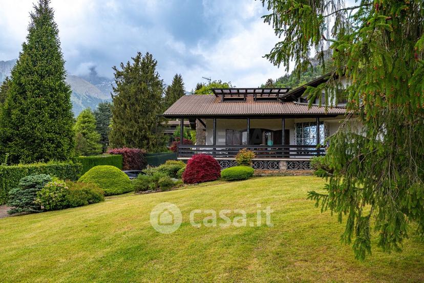 Villa in Viale Belvedere 14 — foto 70 di 77