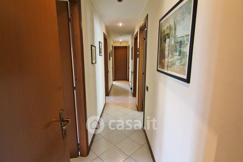 Villa in Via Enrico Fermi 9 — foto 44 di 45