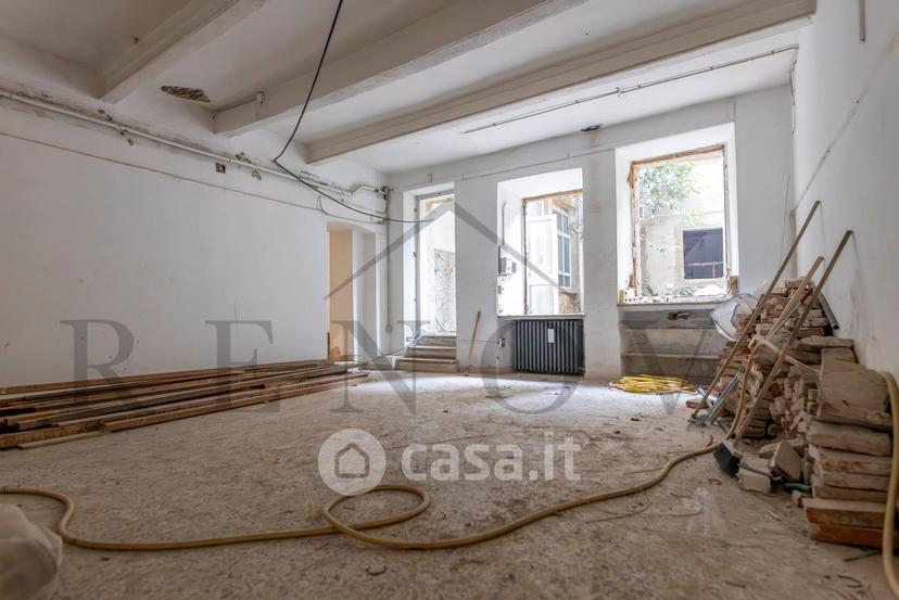 Trilocale in Via S. Nazaro 69 — foto 23 di 33