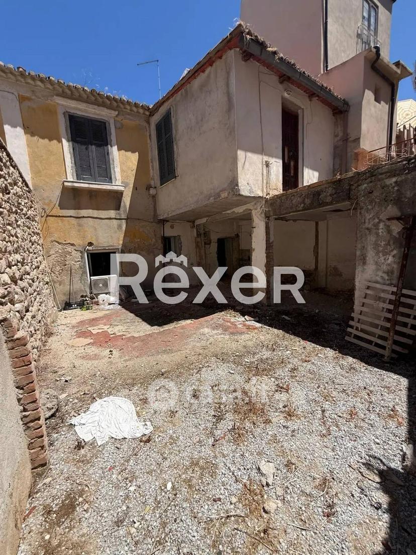 Villa in Via Dardano — foto 3 di 27