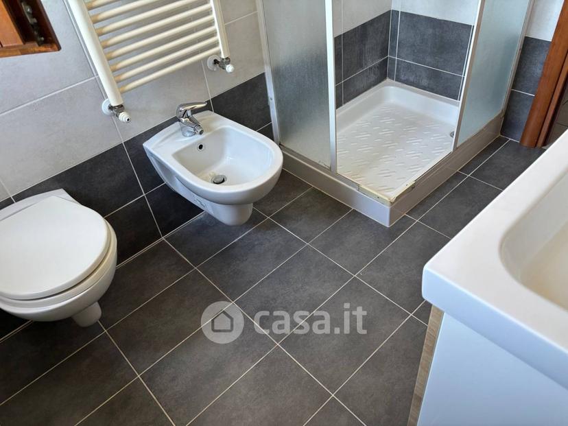 Trilocale in Via Caramatto 24 — foto 8 di 25