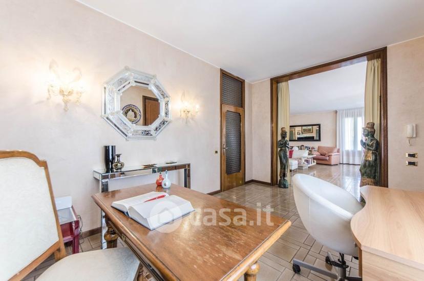 Villa in Via del Molino — foto 6 di 39