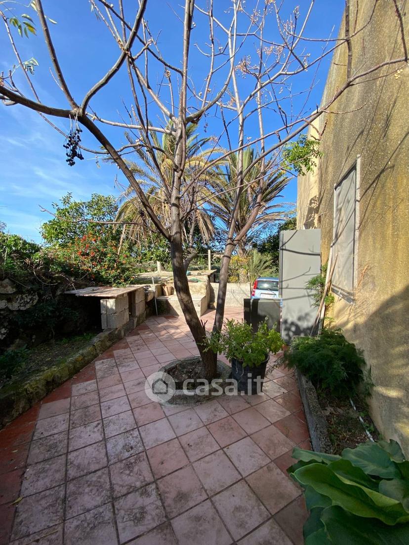 Villa in Via San Vito — foto 30 di 38