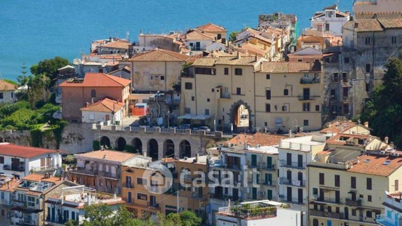 Quadrilocale in Via Sabaudia — foto 21 di 27