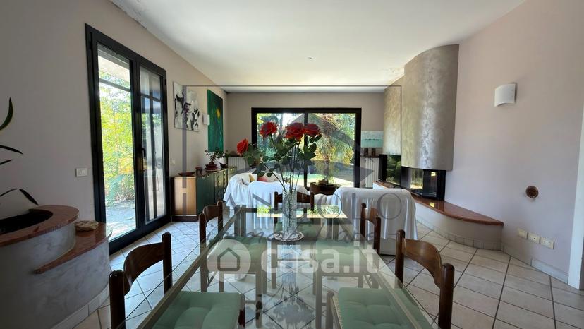 Villa in Via Mantova 5 — foto 24 di 60