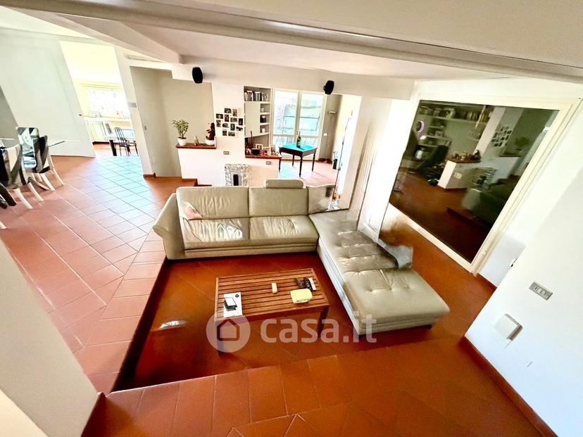 Villa in Via dei Pini 29 — foto 26 di 35