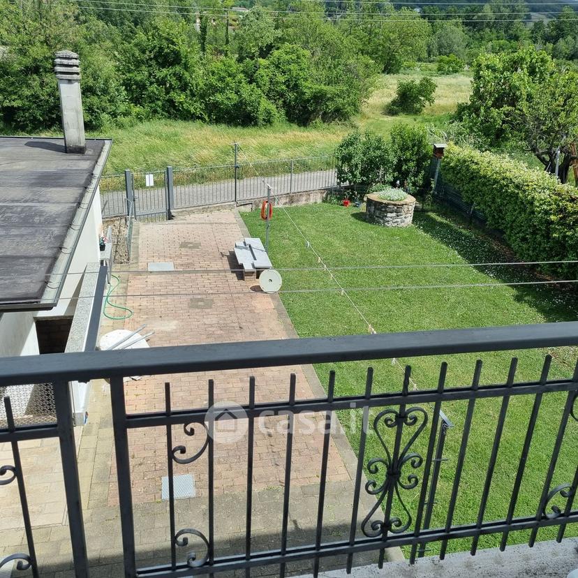 Villa in Via Ugo Foscolo 28 — foto 36 di 43