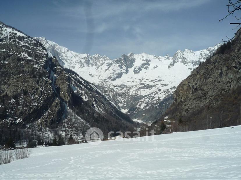 Quadrilocale in Strada del Villair 44 — foto 7 di 57