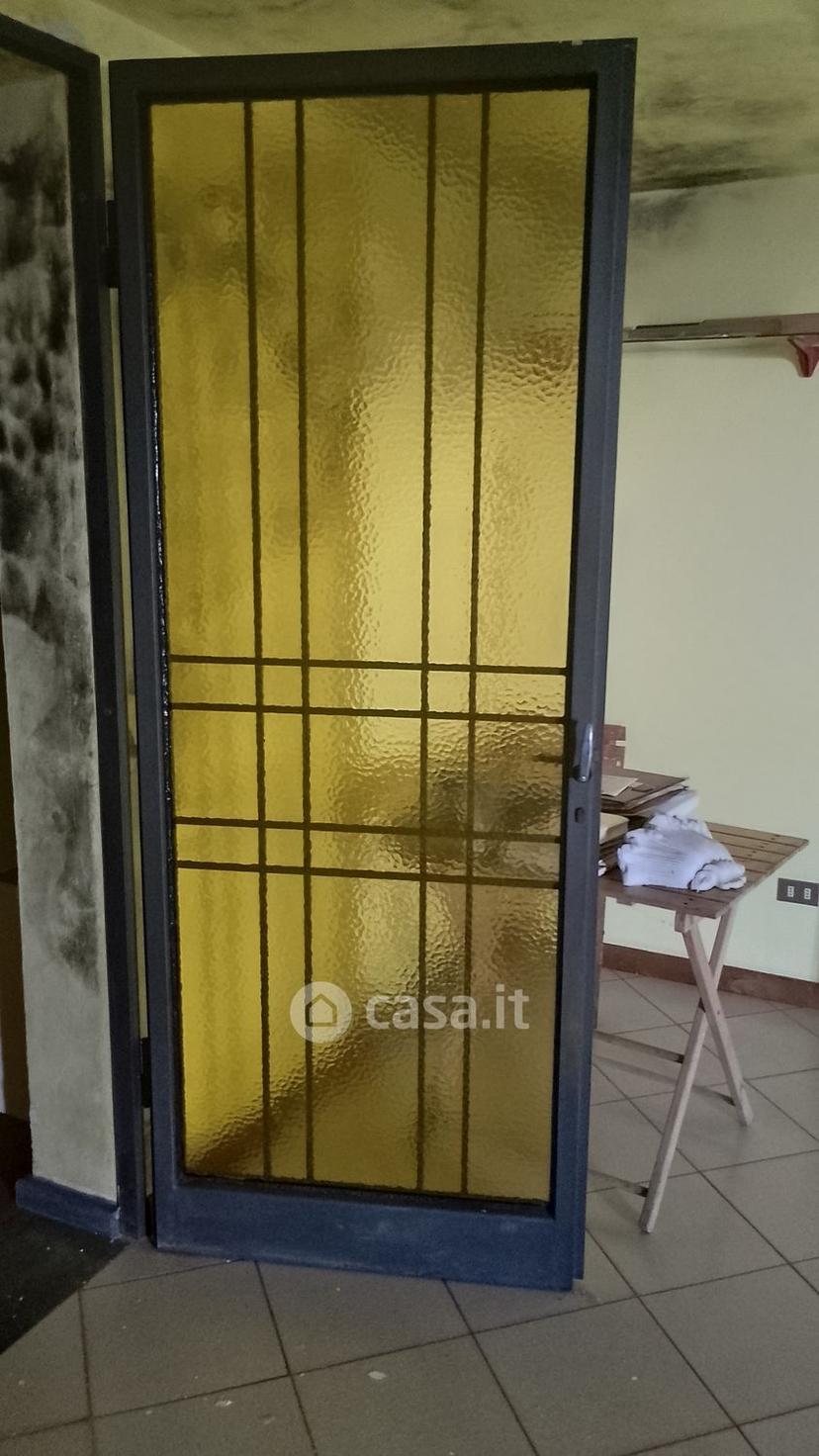 Villa in Via Giuseppe Verdi 6 — foto 2 di 38