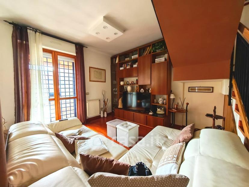Appartamento in Via Gianfilippo Usellini — foto 9 di 28