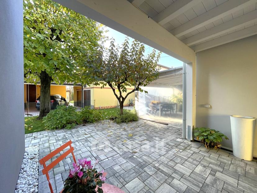 Villa in Via G. Matteotti 82 — foto 33 di 56
