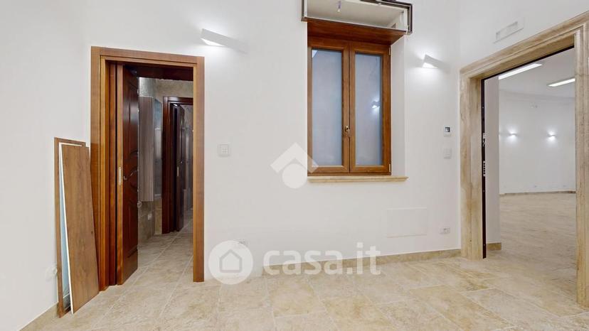 Trilocale in Via Ada Negri — foto 10 di 17