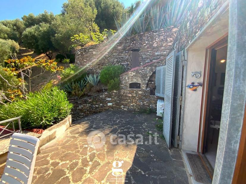 Villa in Via Tempa delle Rose 8 — foto 3 di 38